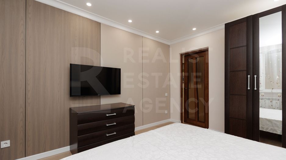 Vanzare, apartament, 2 camere, str. Căpriana, Durlești - Poză 1