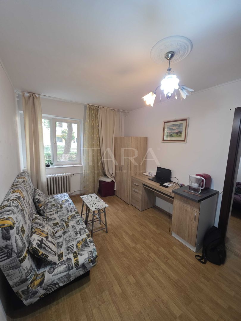 Apartament cu 2 camere, zona Piața Flora, bloc izolat termic. - Poză 1