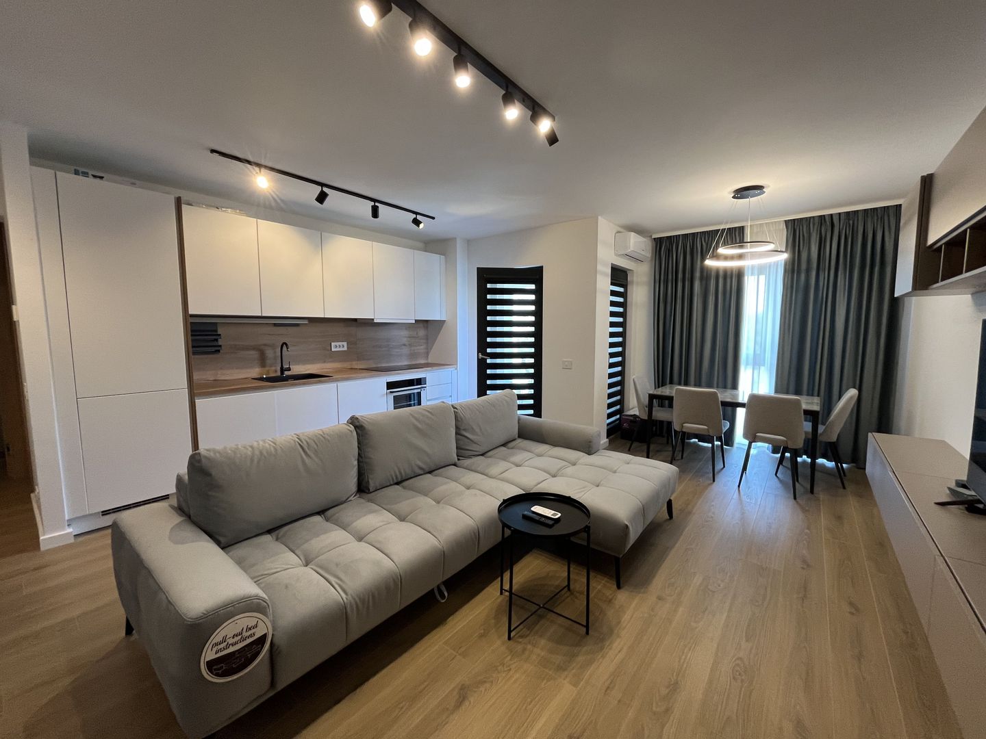 APARTAMENT PARCULUI 20 | LUX | PRIMA INCHIRIERE - Poză 1