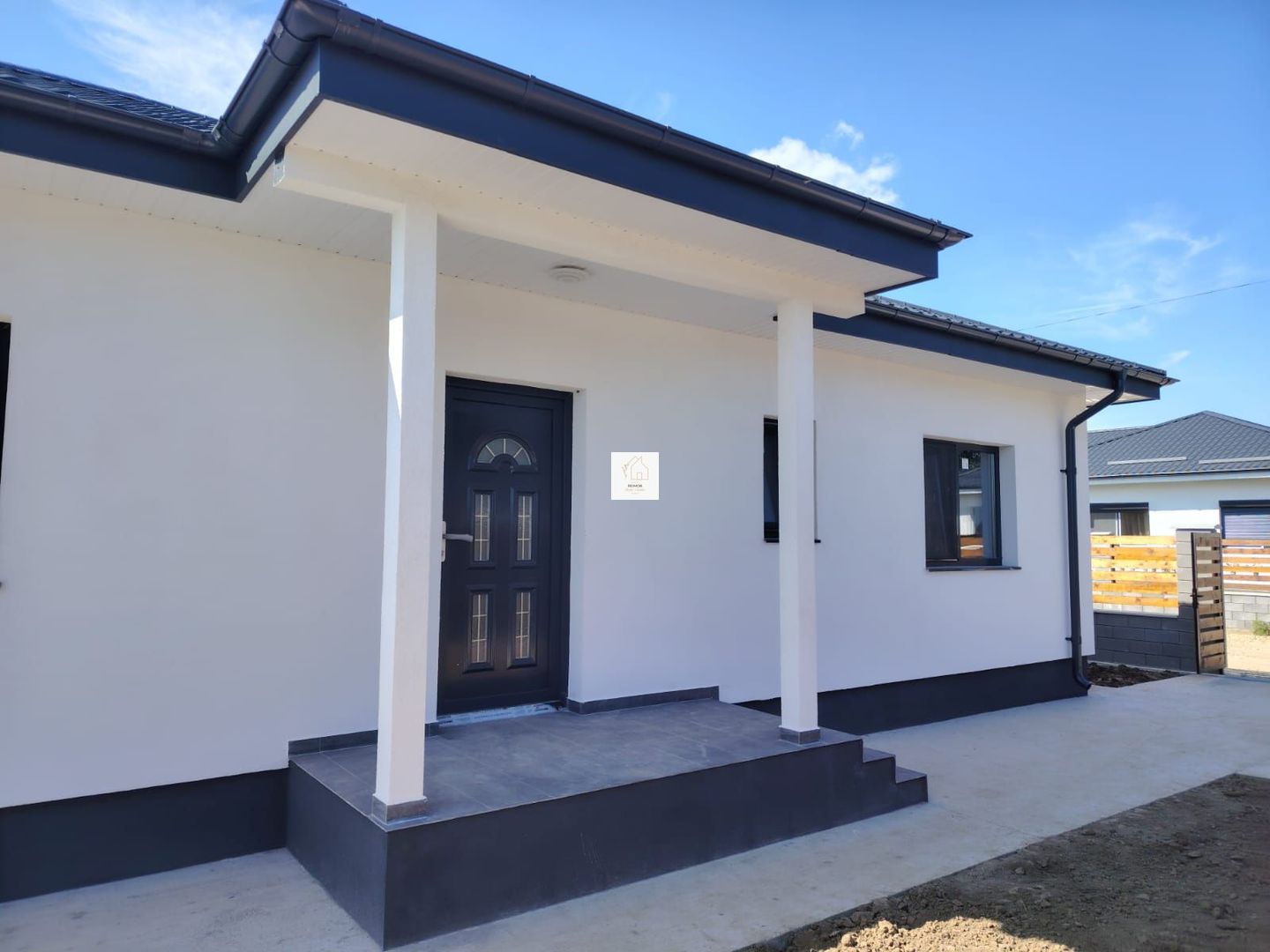 Casa 4 camere Darza - Poză 2