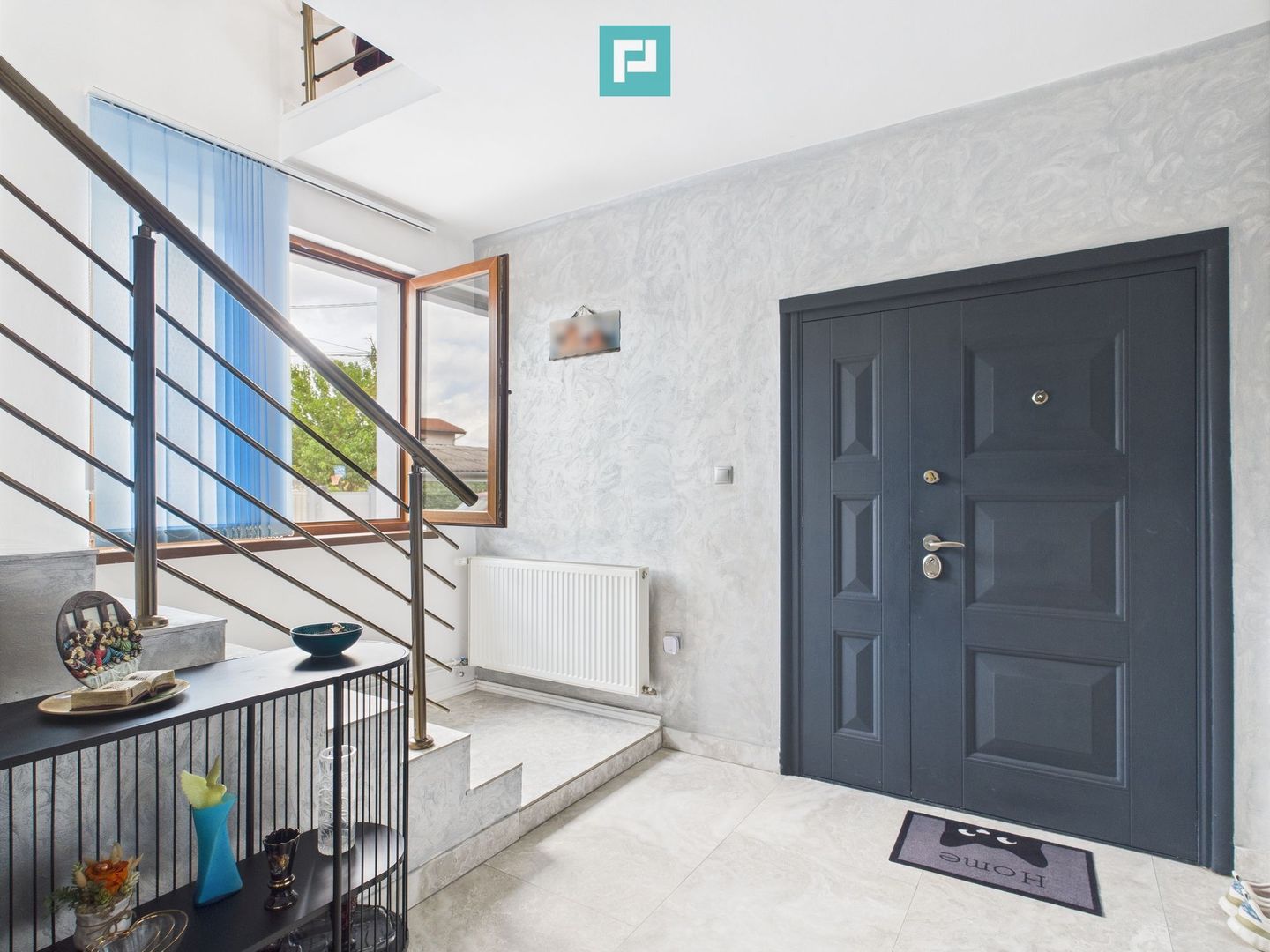 Vilă spațioasă cu 6 camere în Dumbrăvița - Poză 4