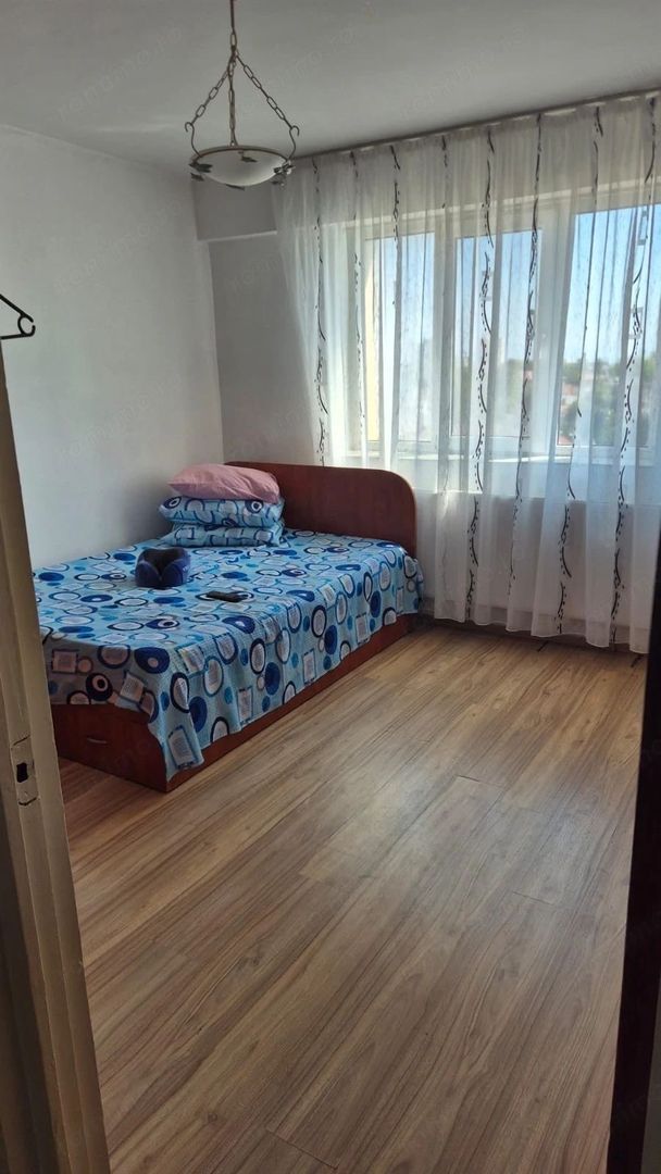 apartament decomandat 2 camere - Poză 8