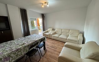 Disponibil imediat. Boxa in CF. Pozitie excelenta