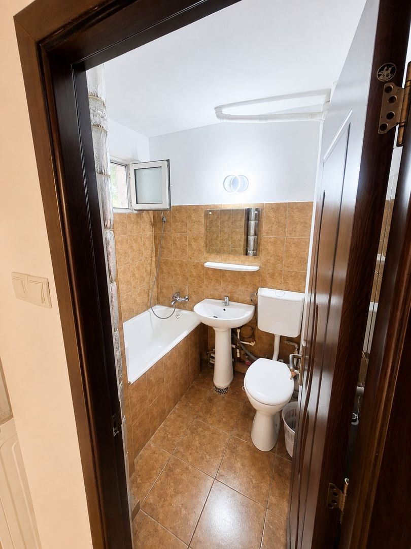 Apartament Modern 2 camere SD 50 mp Podul de Piatra 400 euro - Poză 9
