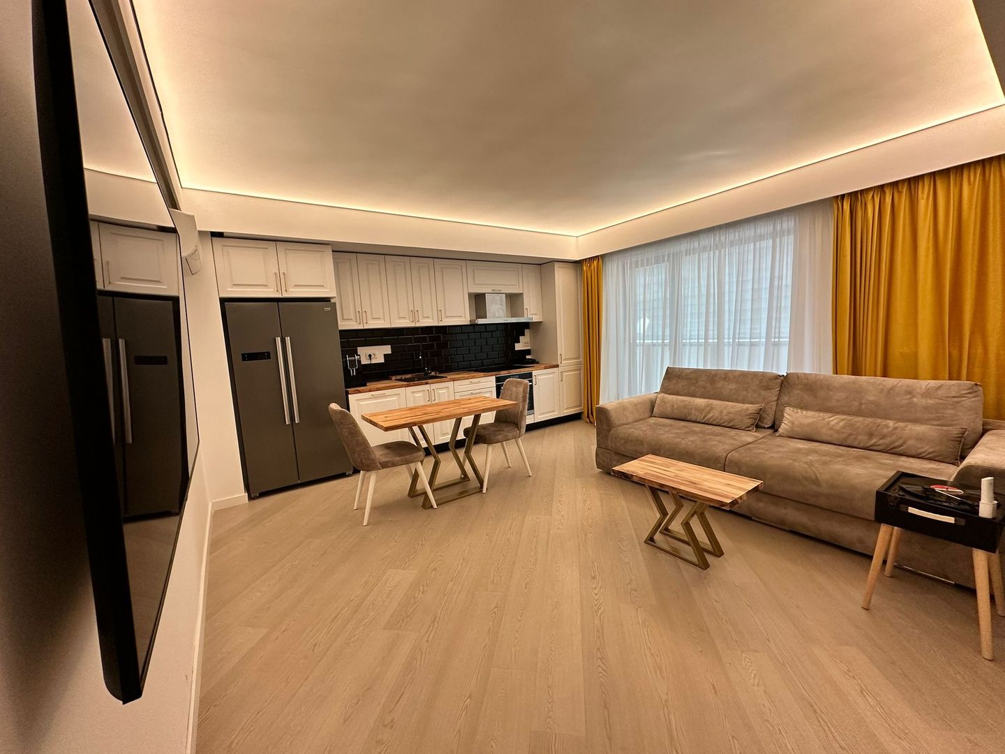 Apartament 3 camere I Cortina North I Chirie I Faza 1 I ROI chirii 6% - Poză 1