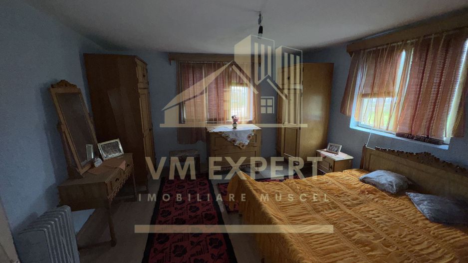 CASĂ 7 CAMERE TEREN 468 MP BUGHEA DE SUS ARGEȘ - Poză 25