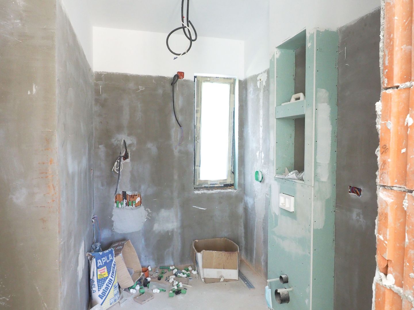 VANZARE CASA CU TEREN 800MP CORBEANCA PADURE - Poză 12