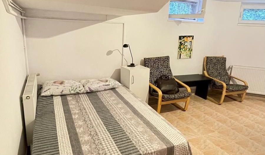 GARSONIERA DEMISOL VILA  METROU ZONA UNIRII - Poză 1