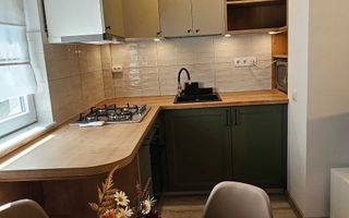 De inchiriat apartament 3 camere zona Decebal/Renovat total - Poză 3