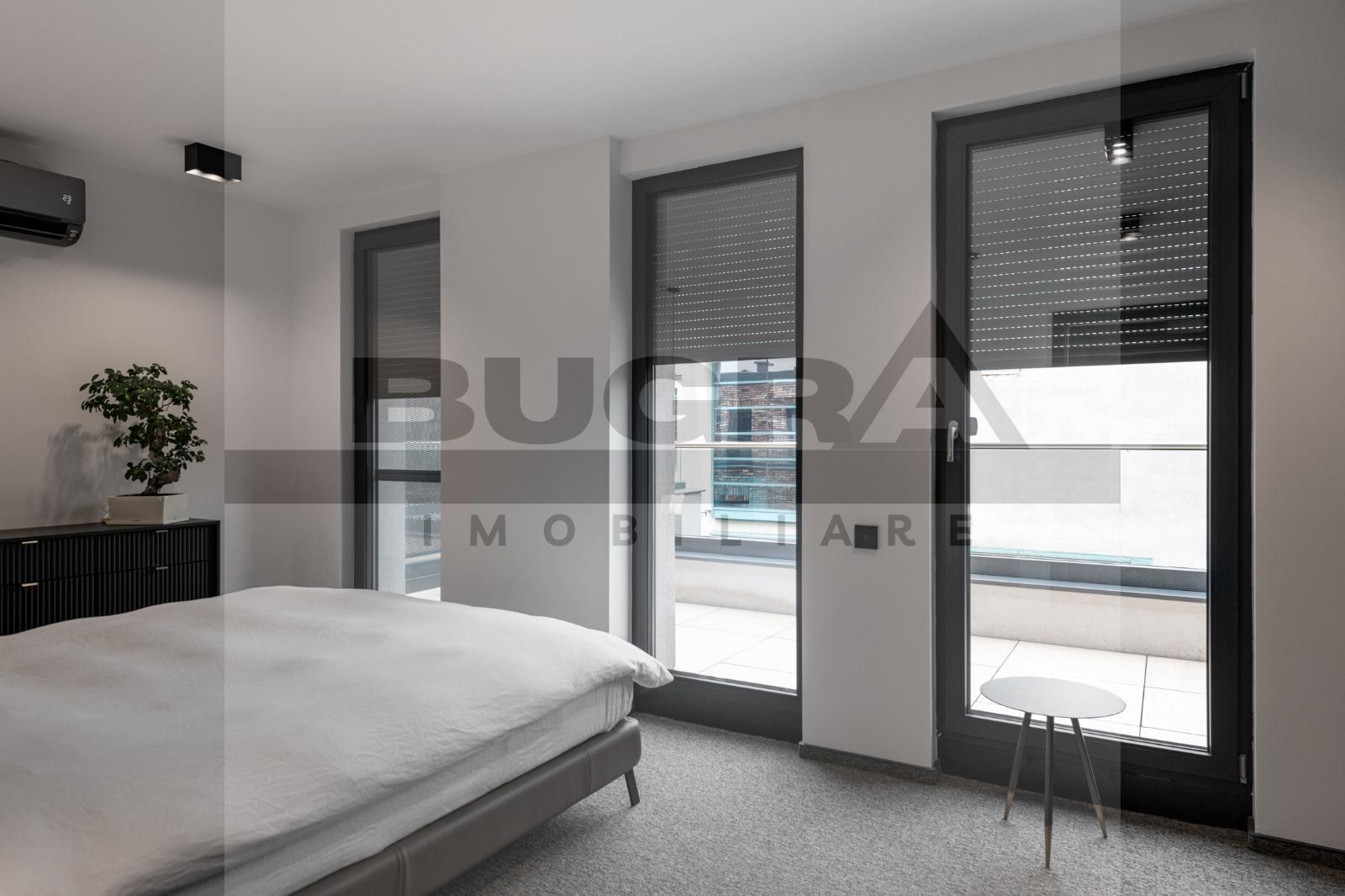 Apartament ultrafinisat la cheie, zona centrala - Poză 11