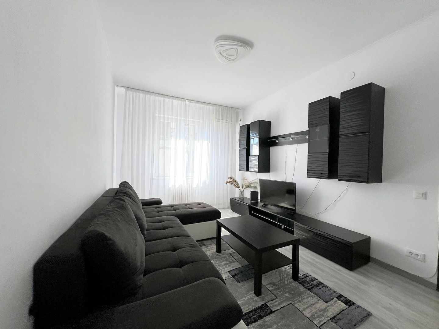 2 camere renovat  Glinka - Floreasca - Poză 2