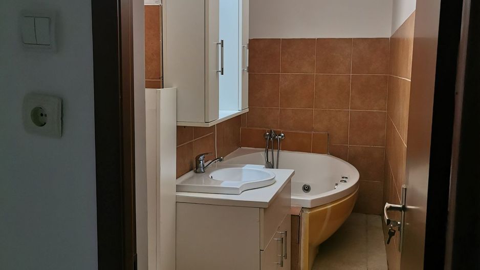 De Inchiriat Apartament 2 camere la 3 min de metrou  Unirii - Poză 7