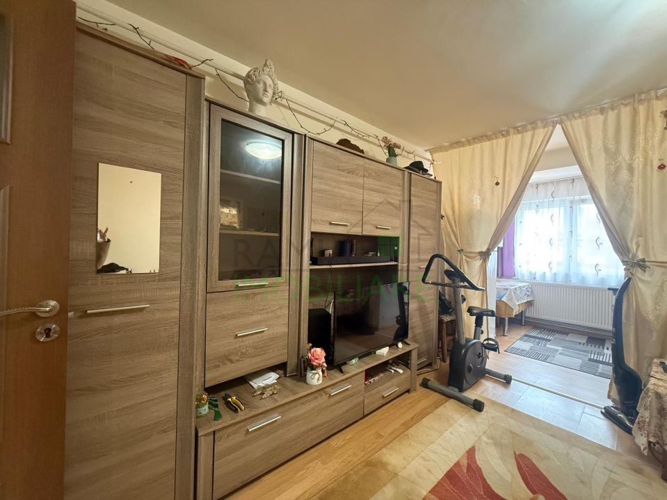 Garsonieră renovată 2023, mobilată modern, centrală proprie, Astra - Poză 4