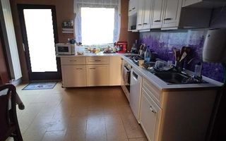 Vila de vanzare cu 7 camere in cartierul Grigorescu - Poză 3