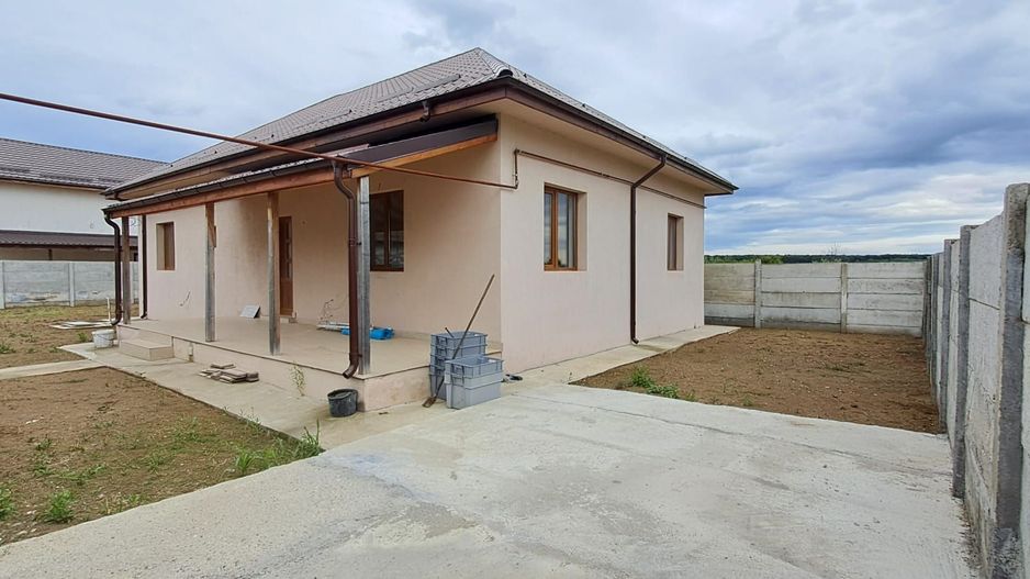 Dragomiresti Deal, casa Parter +Pod, 4 camere, teren 436 mp, utilitati - Poză 2