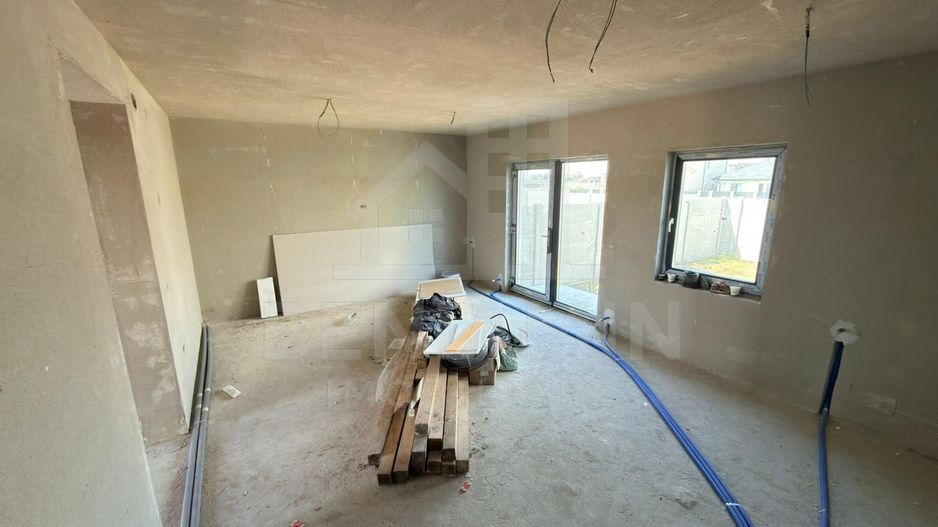 Casa moderna Parter plus Etaj - Zona Damila - Poză 13