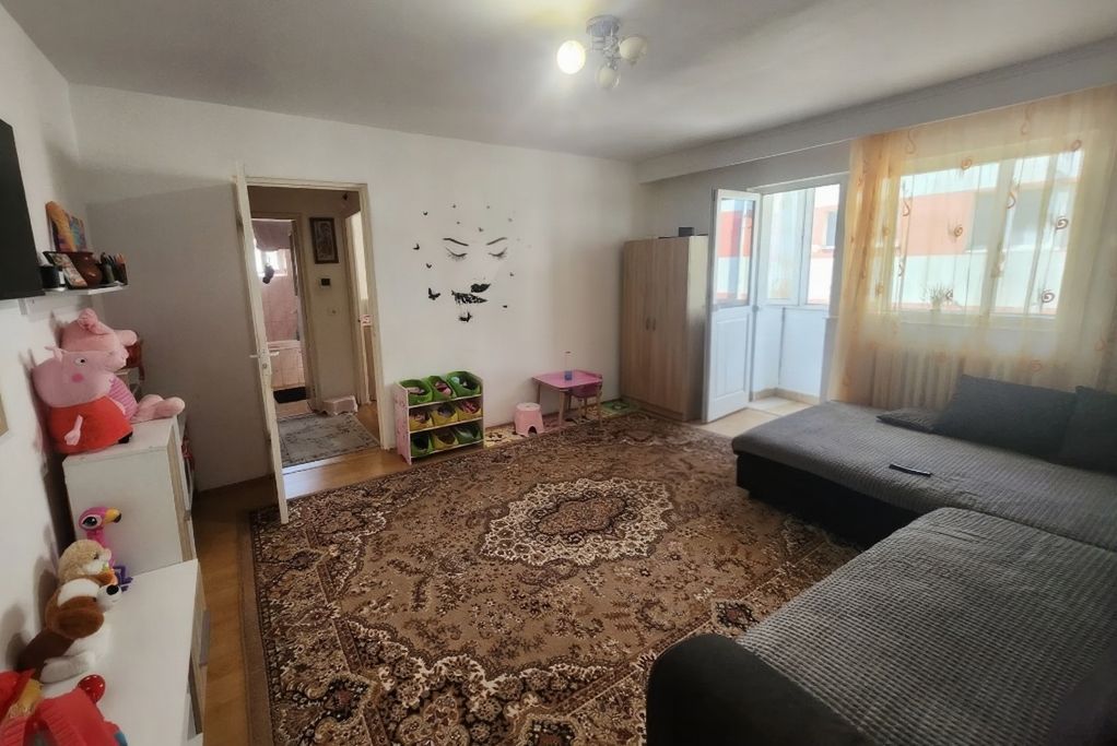 Apartament 3 camere in Cetate, et.3 - Poză 1