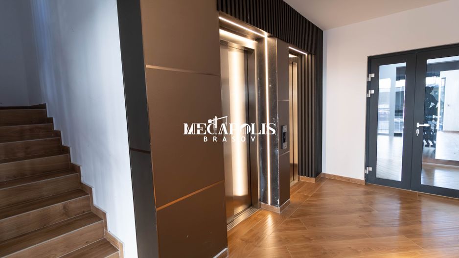 Schimb apartament 3 camere Tractorul cu 2 camere + 70.000 € diferență - Poză 2
