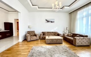Apartament 3 camere, elegant si spațios, lângă parc, zona Centrala - Poză 2