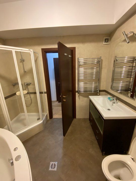 Apartament superb cu 4 Camere în Primăverii, Strada Mircea Eliade - Poză 10