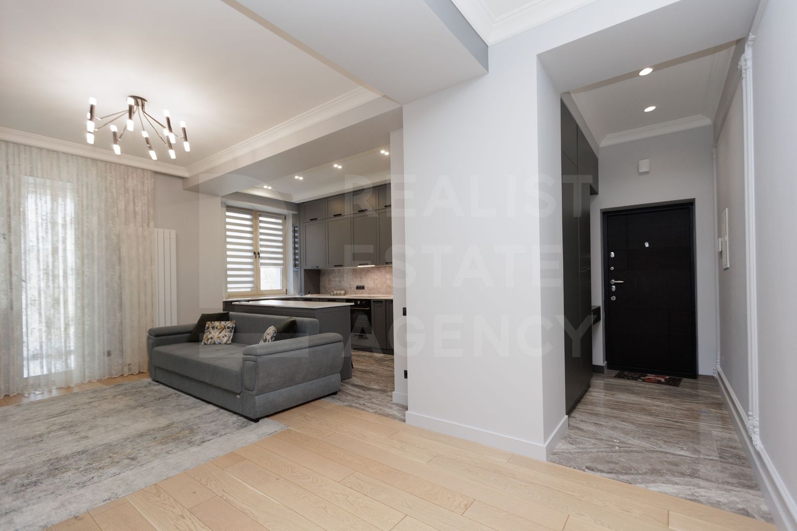 Chirie, apartament, 4 camere, bd. Ștefan cel Mare și Sfânt, Centru - Poză 1