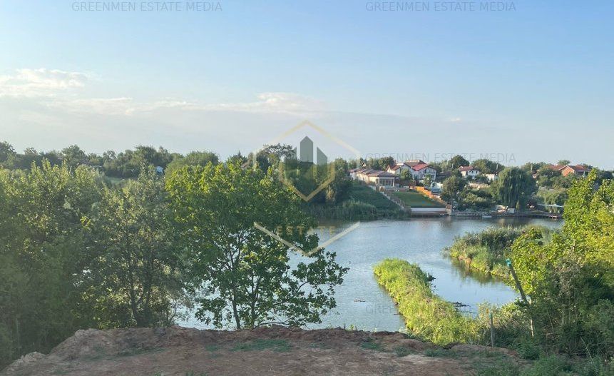 Teren cu iesire la Lacul Snagov, ponton privat cu foisor, piscina si sauna - Poză 4