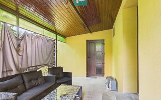 Casă cu 4 camere și teren de 5538 mp în Macea - Poză 9