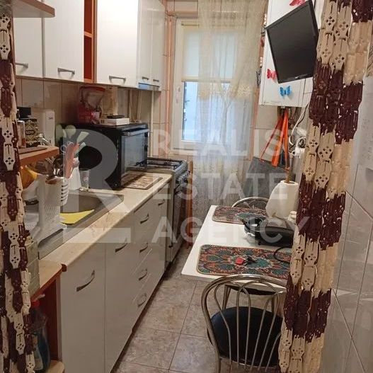 Vânzare, apartament cu 3 camere în zona Militari - Poză 6