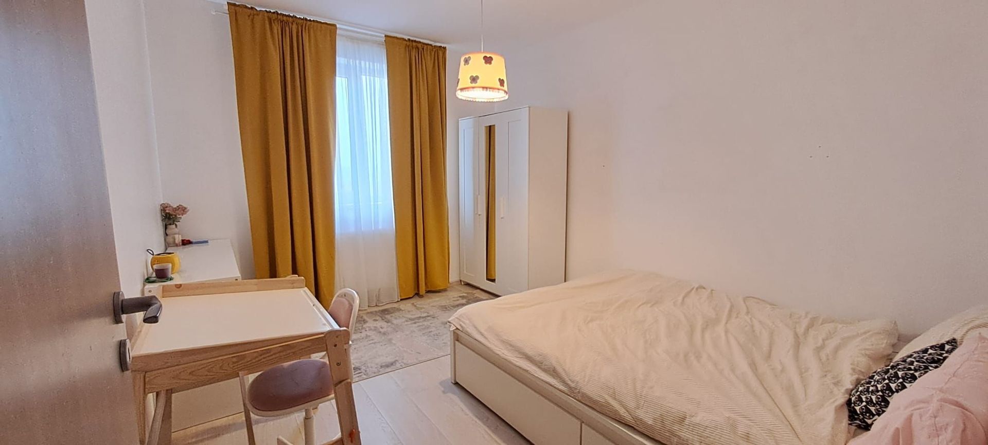 Domnesti - Tudor Vladimirescu, casa 4 camere, utilitati, parcare, STB - Poză 9