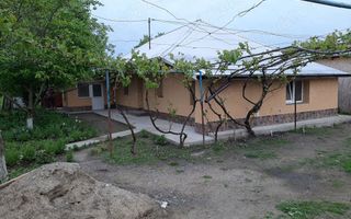 Casă complet renovată și utilată, sat Prisacani - Poză 9