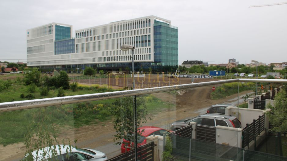 Imobil deosebit, curte spatioasa, centrala proprie, loc de parcare! - Poză 3