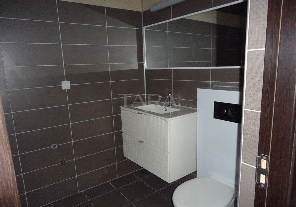 Apartament spațios 100 mp utili – zonă Centrală - Poză 3