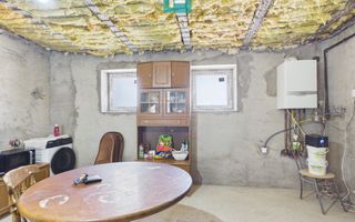 Casă cu teren de 2.134 mp în Sântana | 5 camere - Poză 9