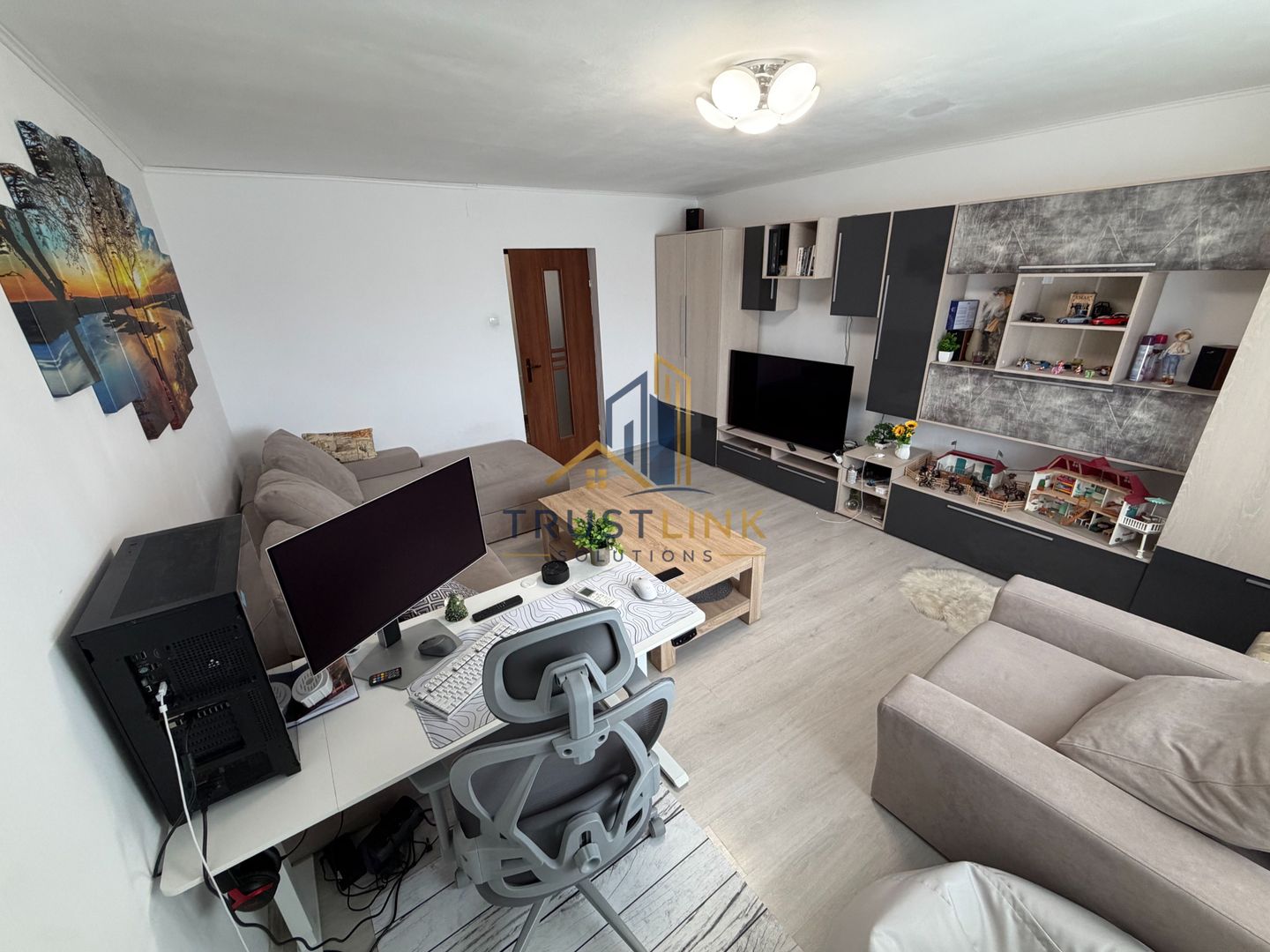 3 camere din 85 Centrala strada Mărgeanului cu Alexandriei - Poză 2