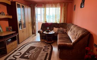 Apartament 2 camere decomandat – Micro 4 | Etaj 8/10 | Lift | Centrală - Poză 1