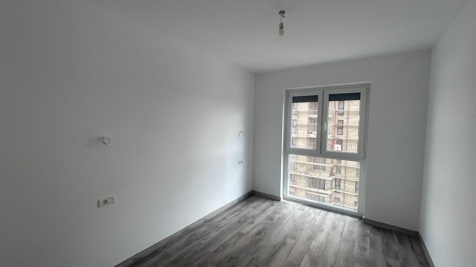 Apartament camere de vanzare Arad - Poză 1