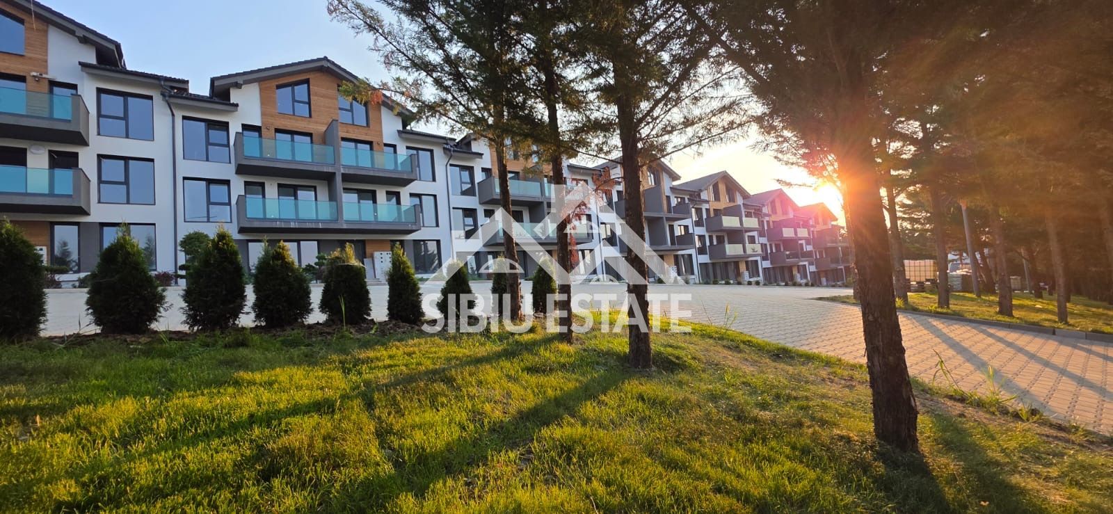 Apartament 3 camere de vanzare - structura tip vila, zona verde - Poză 1