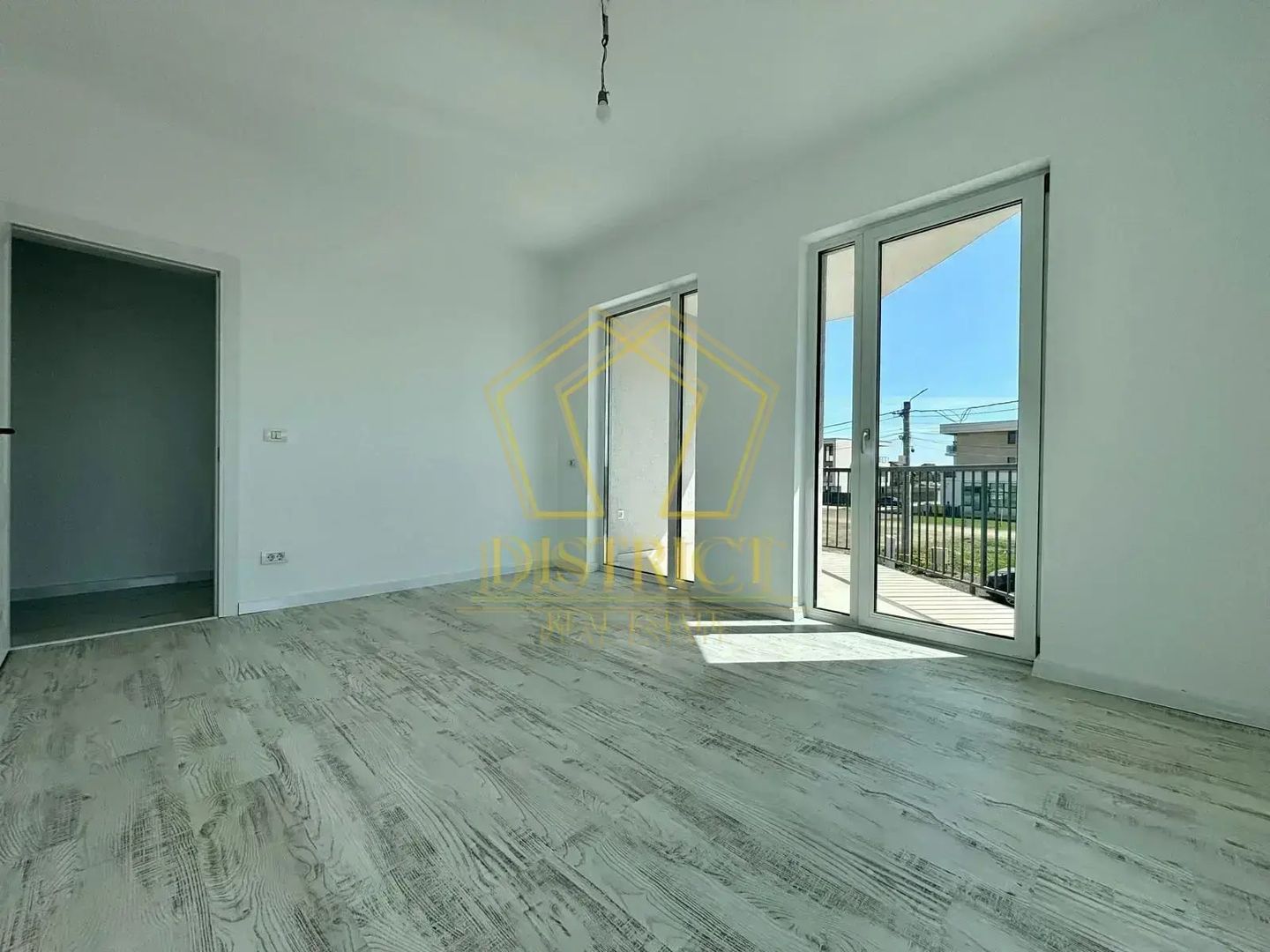 Apartamente superbe cu 3 camere, etaj 1 si 2 | Dumbravita - Poză 3