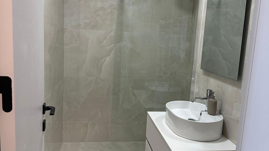 Apartament 2 camere de închiriat – MTM Pipera | Modern, luminos - Poză 3