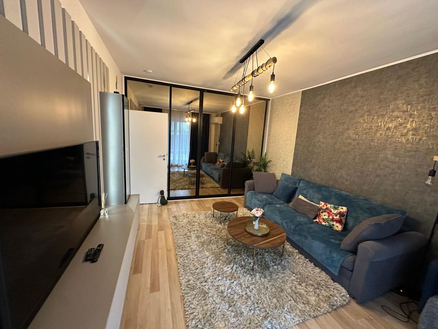 Apartament 2 camere cu loc de parcare si terasa EvoCasa Optima Titan - Poză 5