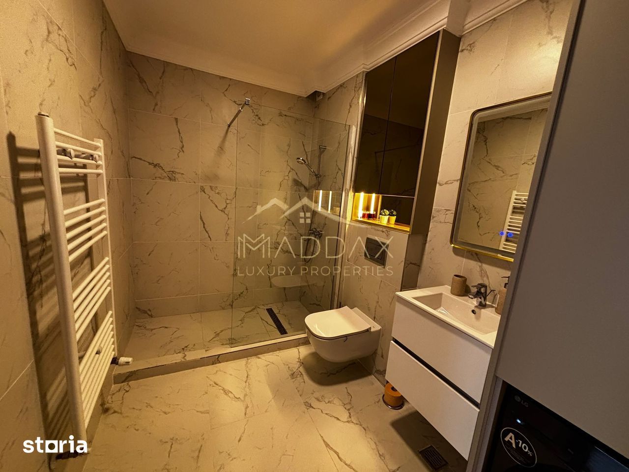 Apartament de inchiriat - mobilat lux - Poză 9