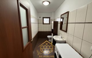 Apartament spatios 3 camere la 10 minute de centru cu loc de parcare - Poză 8
