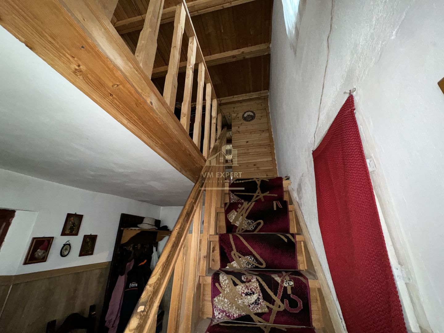 CASA 4 CAMERE, TEREN 604 MP, VOINESTI LERESTI, COMISION 0% - Poză 30