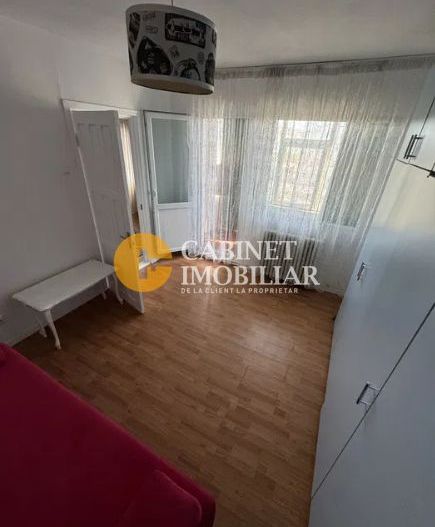 Apartament cu 2 Camere - Liber - Podu Ros Primaverii - Poză 3