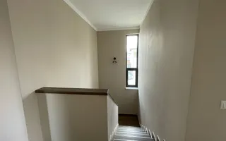 Casă / Vilă cu 4 camere de închiriat - Dezmir - Poză 18