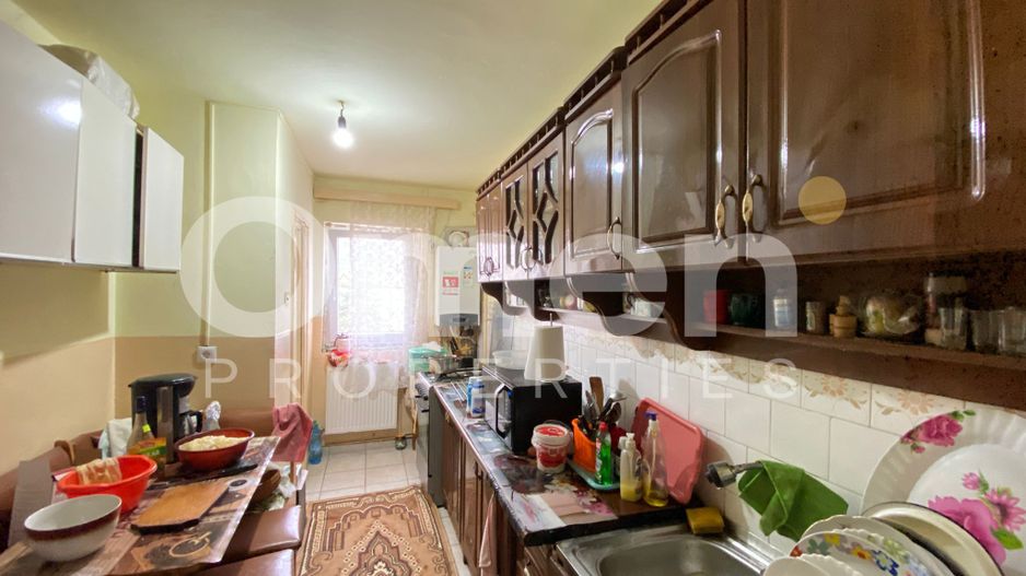 Apartament renovabil cu 4 camere decomandate, cu garaj,  zona Traian - Poză 9