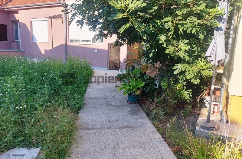 Apartament cu 3 camere la casa str.M.Eminescu - Poză 1