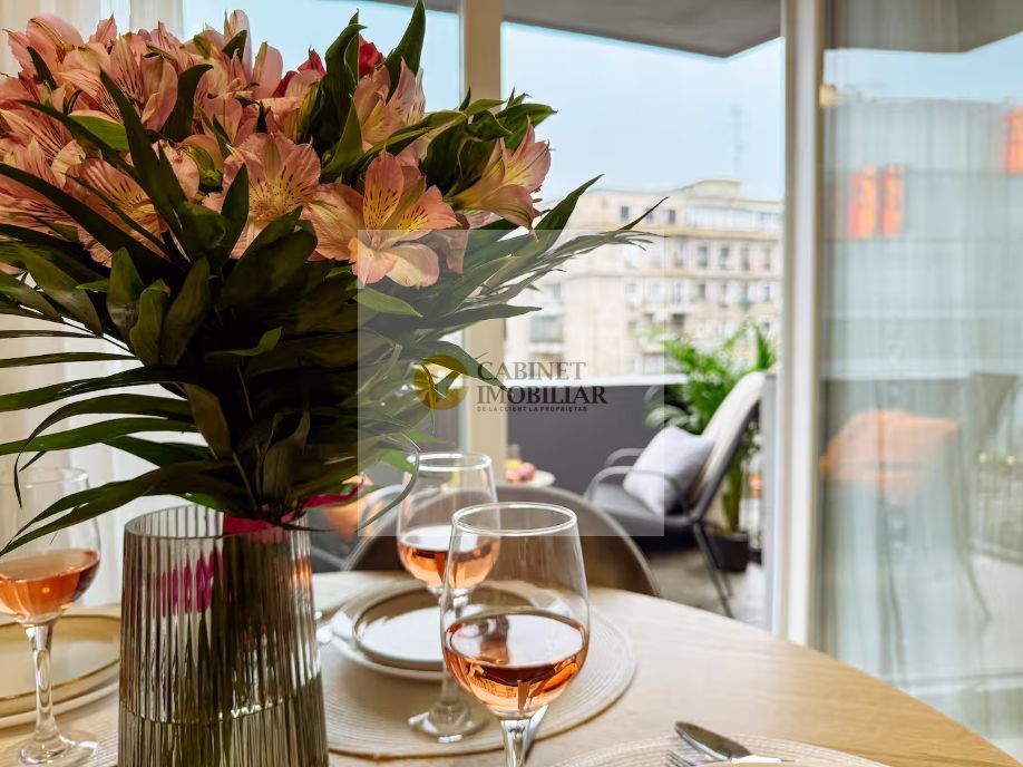 AIRBNB - 6 pers I Unirii - Centru Vechi I Etaj 4  I Balcon deschis - Poză 9