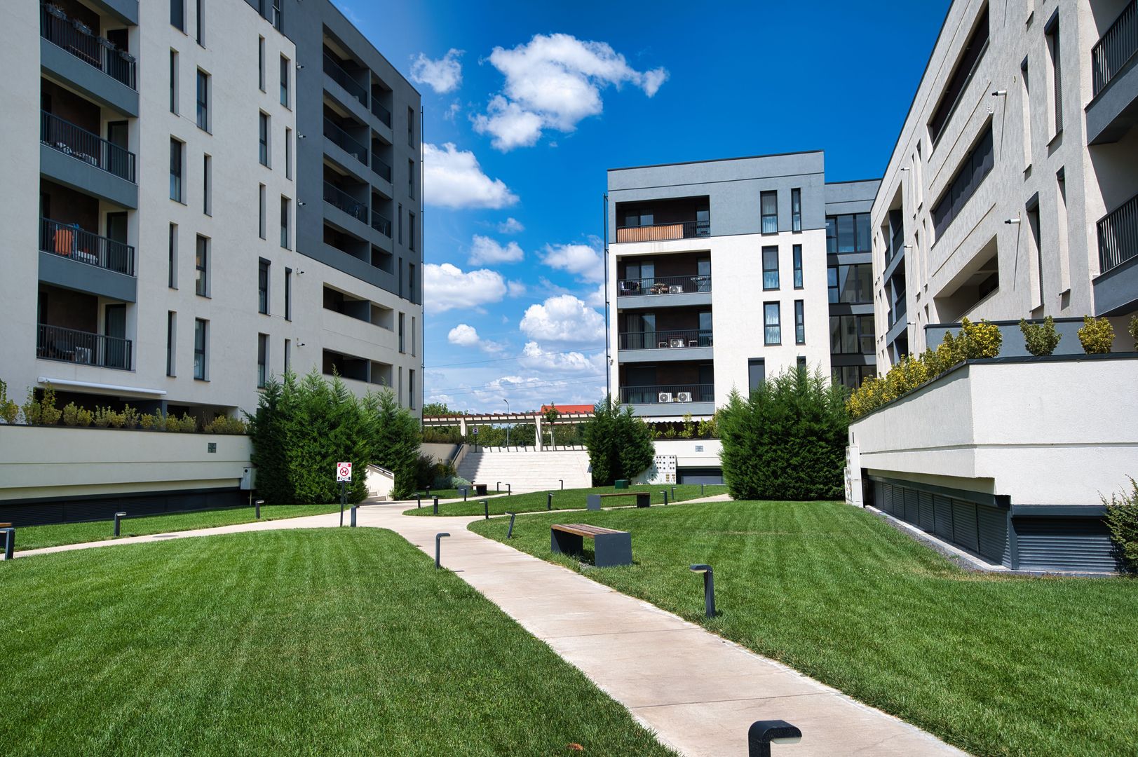 Apartament 3 camere - Poză 1