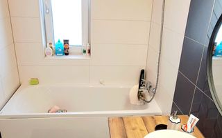 Oferim spre vanzare Casa tip Duplex, situata in Giroc in apropiere de DAF - Poză 17